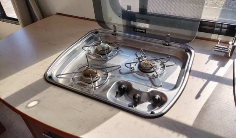 2011 Winnebago Esperance Motorhome (Slide-out) full