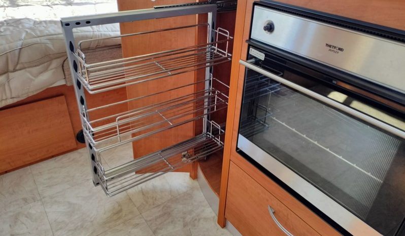 2011 Winnebago Esperance Motorhome (Slide-out) full