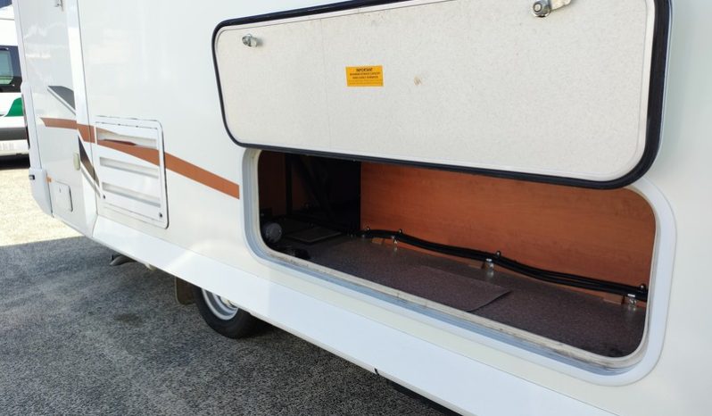 2011 Winnebago Esperance Motorhome (Slide-out) full