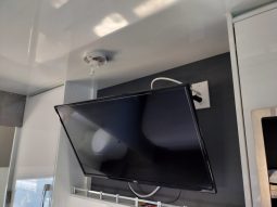 2020 Avida Silverton Motorhome (Slide-out) full