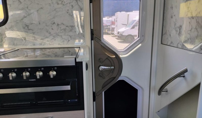 2020 Avida Silverton Motorhome (Slide-out) full