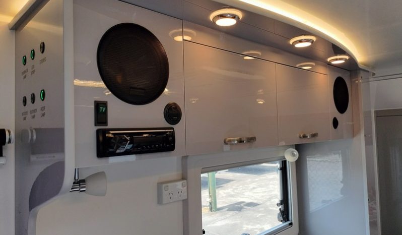 2025 ROADCRUISER Caravan (18ft) full