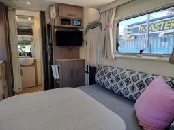 2022 Jayco Conquest Motorhome 20ft full