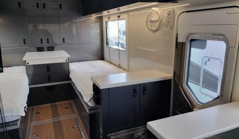 2022 SLRV Expedition Adveunturer Motorhome 22ft full
