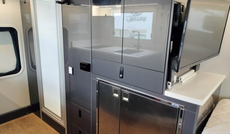 2022 SLRV Expedition Adveunturer Motorhome 22ft full