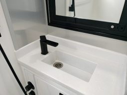 2022 SLRV Expedition Adveunturer Motorhome 22ft full