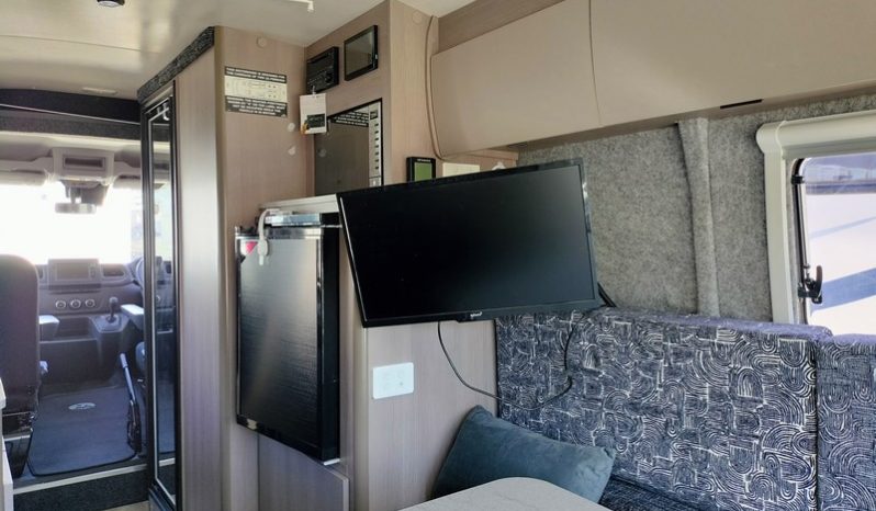 2024 Jayco Renault Campervan 19ft full