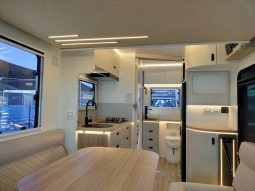 2026 Sunliner Pinto 422-26 Motorhome 22ft full