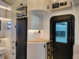 2026 Sunliner Pinto 422-26 Motorhome 22ft full