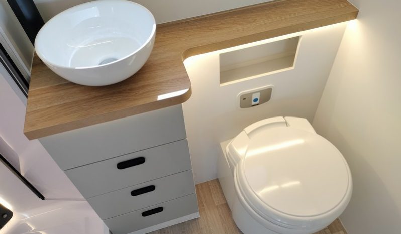 2026 Sunliner Pinto 422-26 Motorhome 22ft full