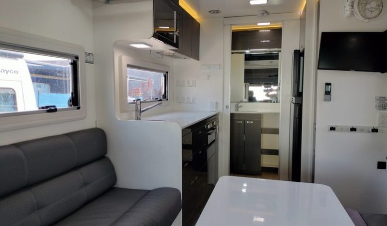 2020 Renault/Windsor Motorhome 21ft full