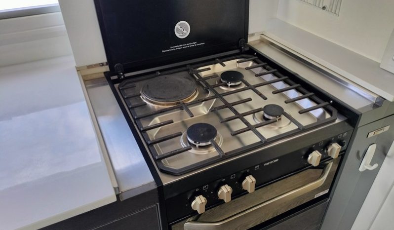 2020 Renault/Windsor Motorhome 21ft full