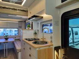 2026 Sunliner Switch 441-26 Motorhome 7.0M full