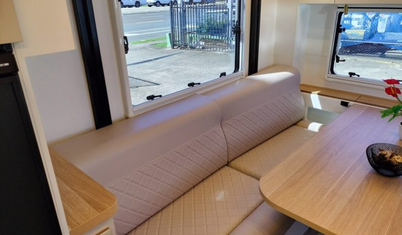 2026 Sunliner Switch 441-26 Motorhome 7.0M full