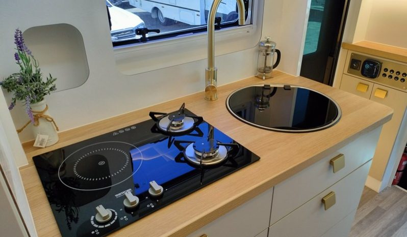 2026 Sunliner Switch 441-26 Motorhome 7.0M full