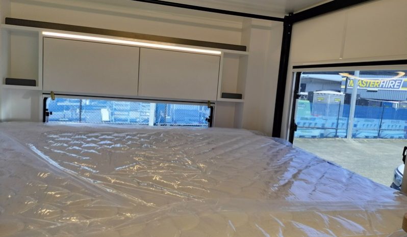 2026 Sunliner Switch 441-26 Motorhome 7.0M full