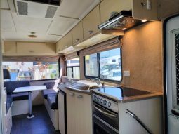 2009 Kia/Ford Dreamtime Motorhome 23ft full