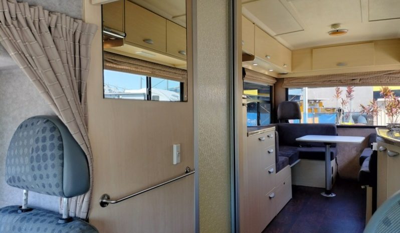 2009 Kia/Ford Dreamtime Motorhome 23ft full