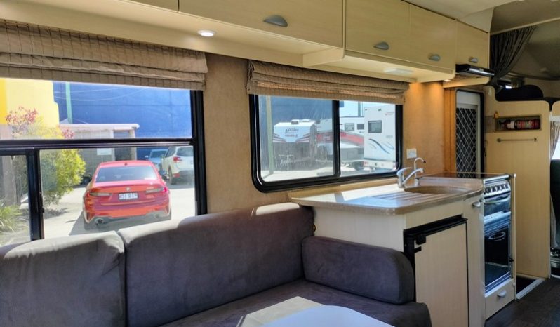 2009 Kia/Ford Dreamtime Motorhome 23ft full