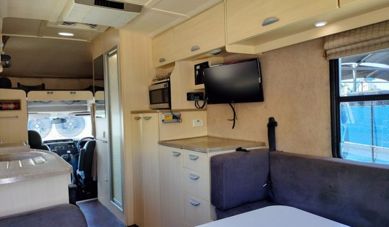 2009 Kia/Ford Dreamtime Motorhome 23ft full