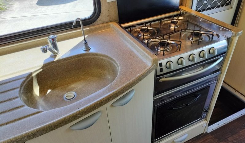 2009 Kia/Ford Dreamtime Motorhome 23ft full