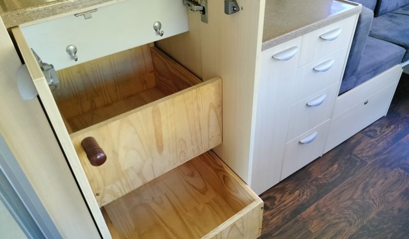 2009 Kia/Ford Dreamtime Motorhome 23ft full