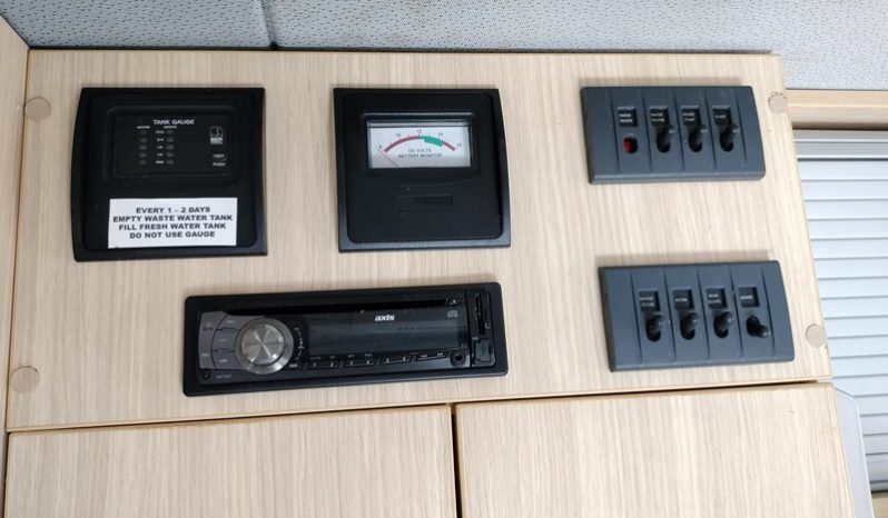 2015 Kea Nomad 2+1 Campervan 23ft full