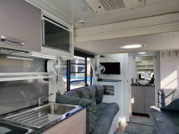 2019 Avida Leura Motorhome 22ft full
