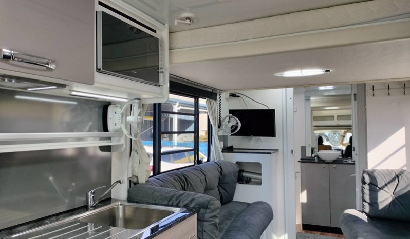 2019 Avida Leura Motorhome 22ft full