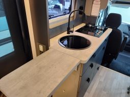2026 Sunliner Switch 442-26 Slide-out Motorhome 7.0M full