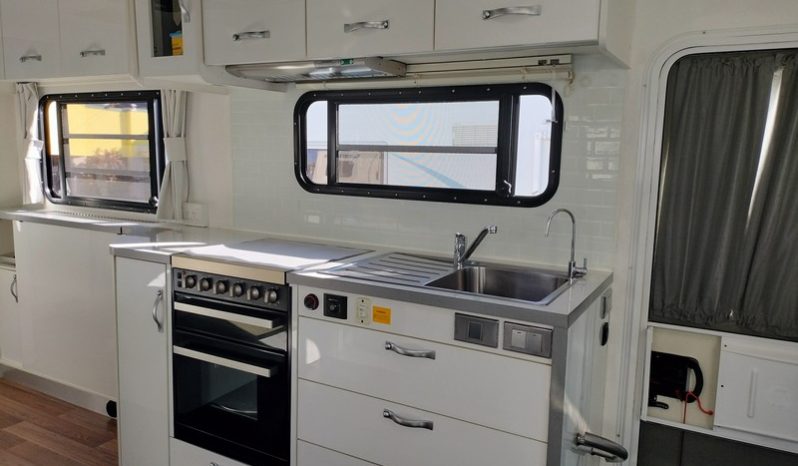 2018 Avida Torquay Motorhome 26ft full