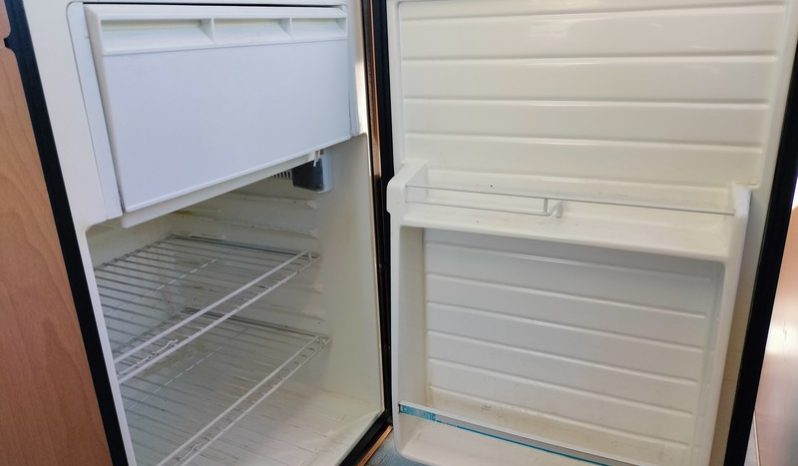 2004 Frontline Campervan 23ft full