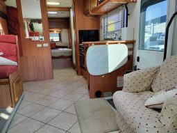 2009 Winnebago Longreach 2735SL (Slide-out) Motorhome 27ft full