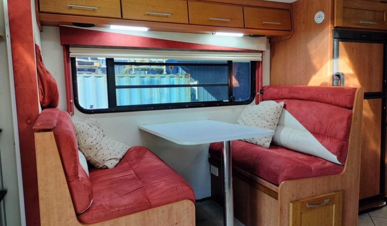 2009 Winnebago Longreach 2735SL (Slide-out) Motorhome 27ft full