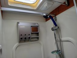 2009 Winnebago Longreach 2735SL (Slide-out) Motorhome 27ft full