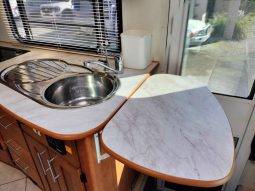 2009 Winnebago Longreach 2735SL (Slide-out) Motorhome 27ft full