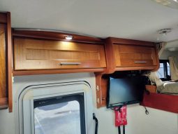 2009 Winnebago Longreach 2735SL (Slide-out) Motorhome 27ft full