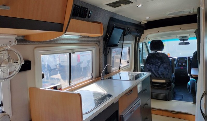 2015 Horizon Banksia Campervan 21ft full