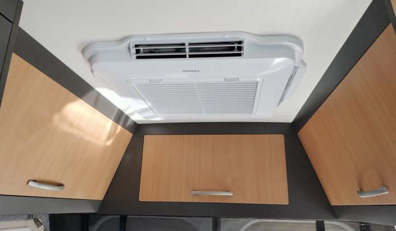 2015 Horizon Banksia Campervan 21ft full