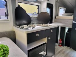 2025 Sunliner Chase 4X4 Motorhome 19ft full