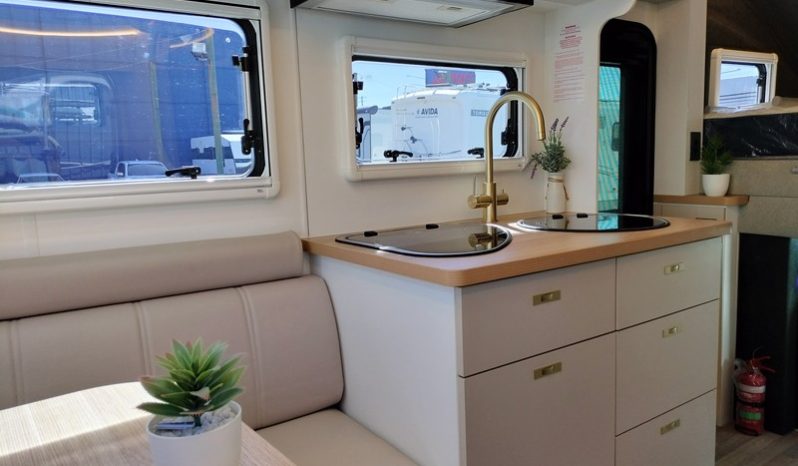 2026 Sunliner Chase 4X4 Motorhome 19ft full