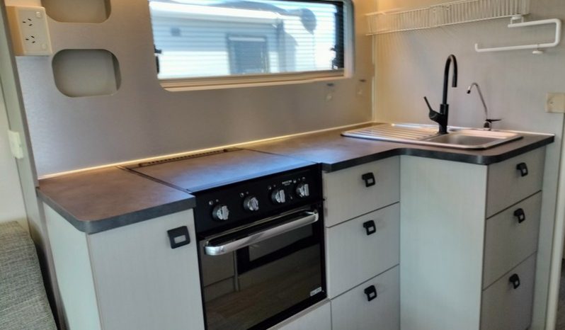 2018 Sunliner Habitat 1 Motorhome 8.2M (27ft) full
