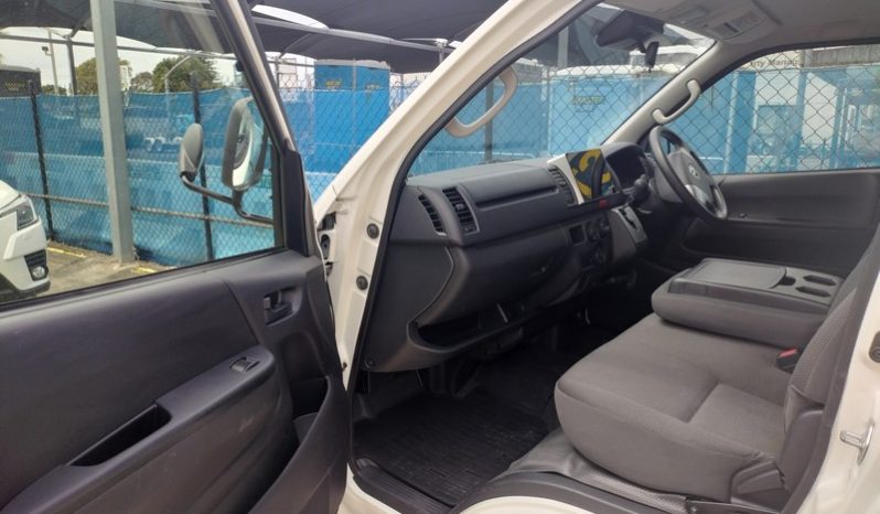 2019 Toyota HiAce AWD Roadcruiser PopTop Campervan 19ft full