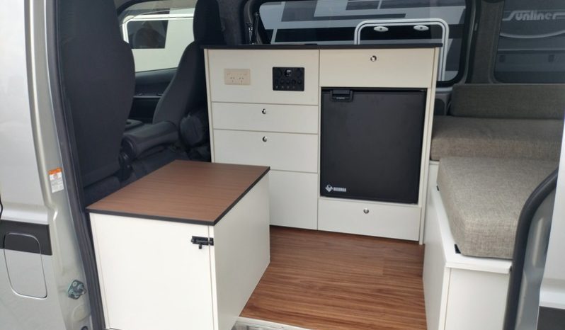 2018 Toyota HiAce Roadcruiser PopTop Campervan 19ft full